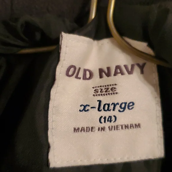 Old Navy girls dark gray and light gray stripped winter jacket. In EUC - Picture 2 of 5